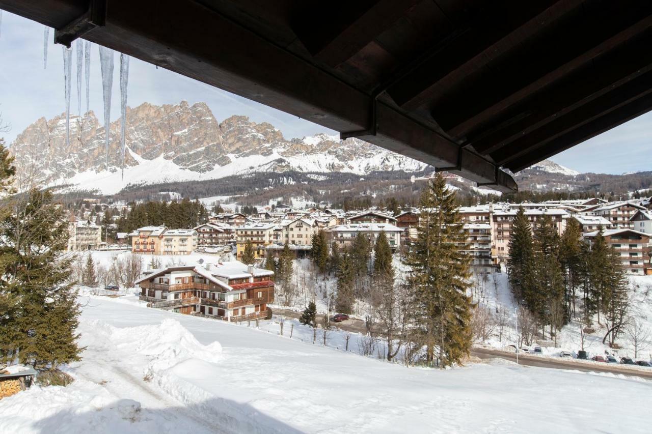 Dolomiti Sweet Lodge Cortina dʼAmpezzo Kültér fotó